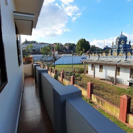 Varam Homestay Madikeri Bagian luar foto