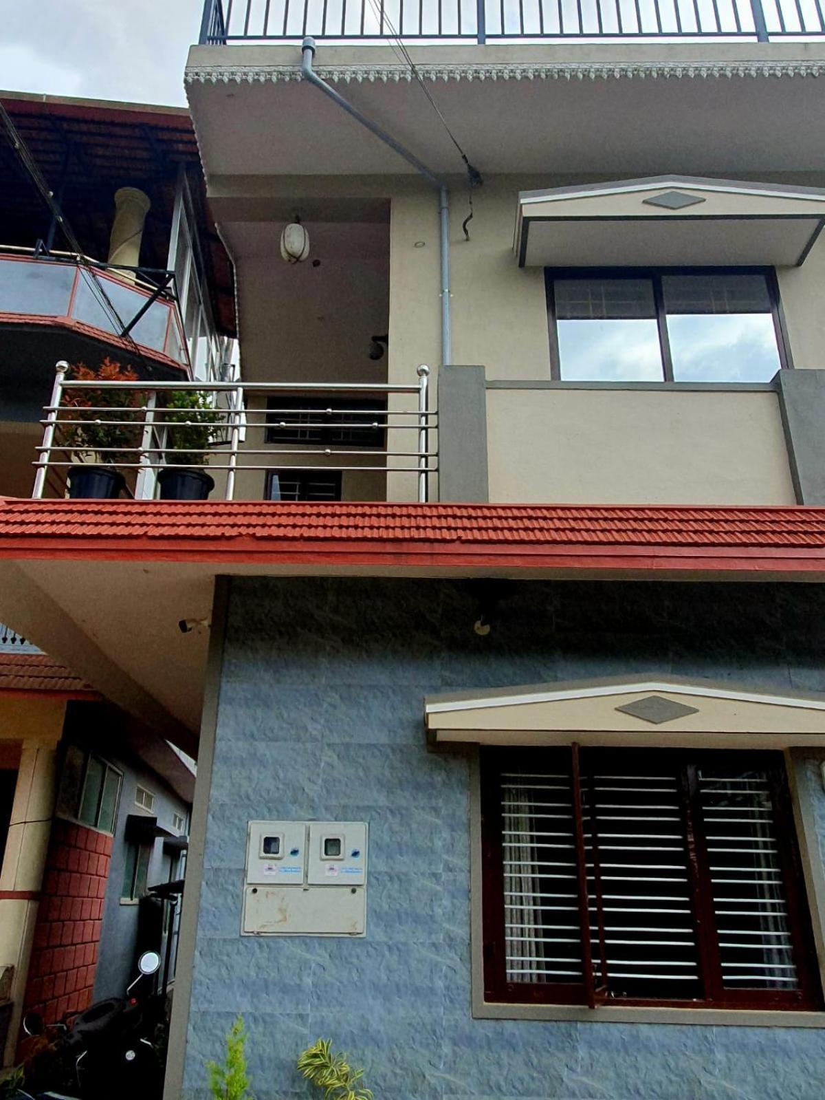 Varam Homestay Madikeri Bagian luar foto